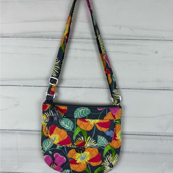 Vera Bradley Multicolor Floral Crossbody Bag excellent condition - Picture 4 of 5